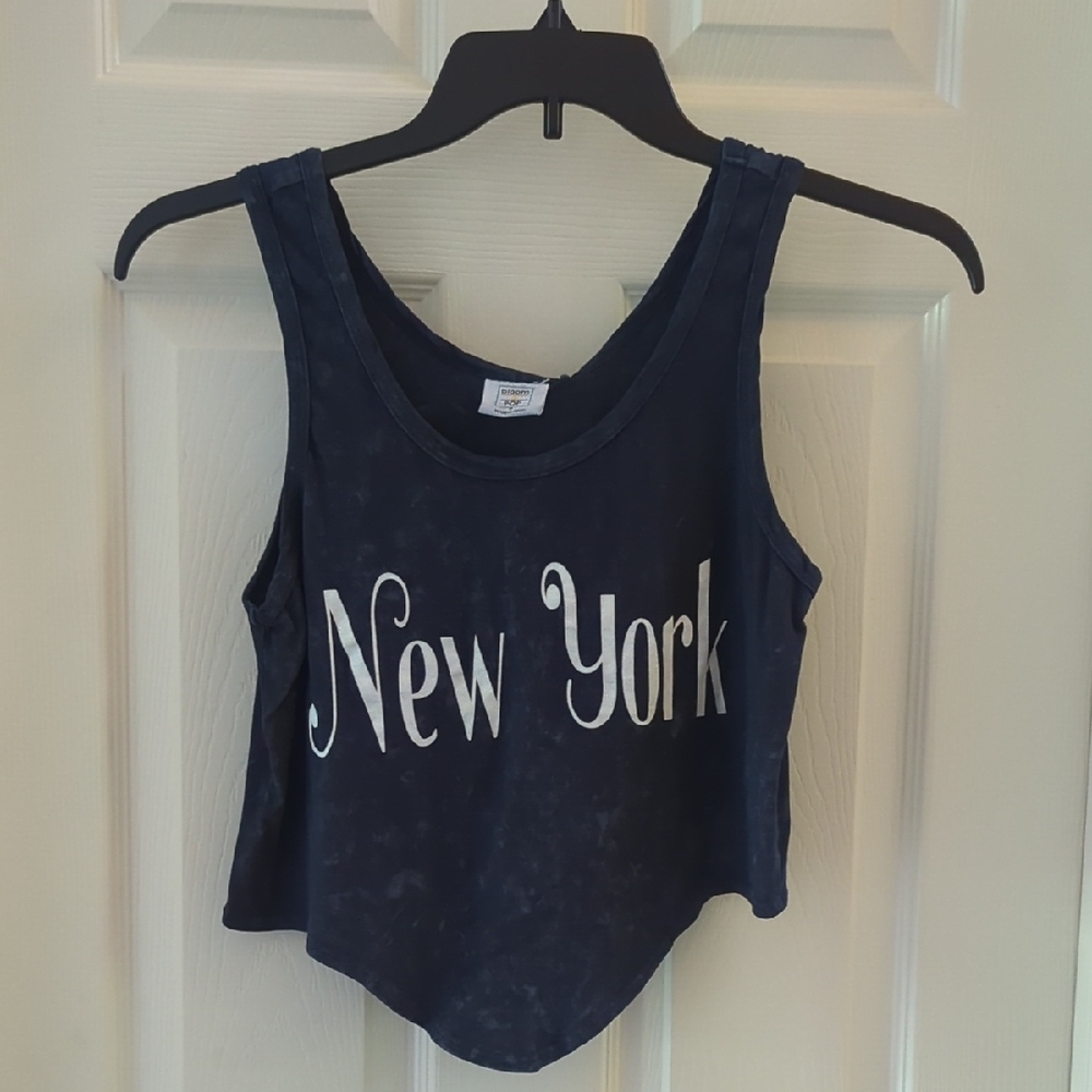 Bloom Blue Graphic Crop Tank Top 🌸